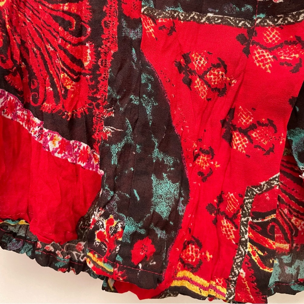 Patterned Button Down Blouse - Picture 6 of 6